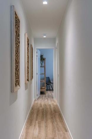 Spacious top-flour apartment with private parking Apartment in Middelkerke