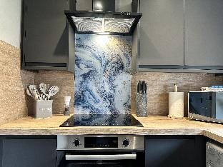 No48 - 2-bed Boutique Apartment - Hosted by Hutch Lifestyle Apartment in Royal Leamington Spa