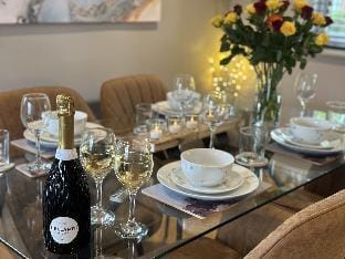 No48 - 2-bed Boutique Apartment - Hosted by Hutch Lifestyle Apartment in Royal Leamington Spa