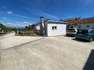 Cozy Apartment Crno Apartment in Zadar