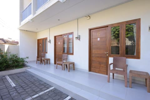 RedDoorz Plus @ Kencana Residence Jimbaran Hotel in Kuta Selatan