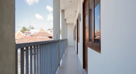 RedDoorz Plus @ Kencana Residence Jimbaran Hotel in Kuta Selatan