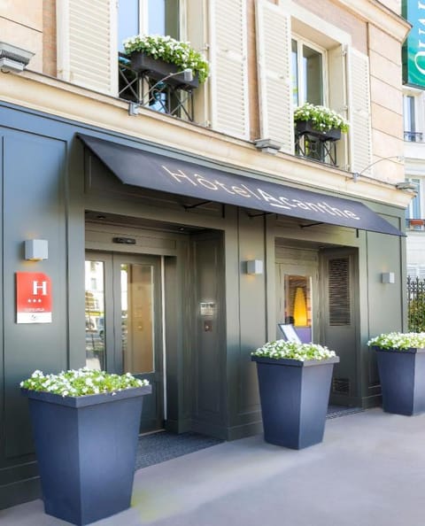 Hotel Acanthe - Boulogne Billancourt Hotel in Paris