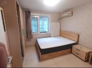 中关村，能看到清华大学的民宿，与中国科学院大学一墙之隔，出门既有院士，又有科学家，高知邻里 Apartment in Beijing