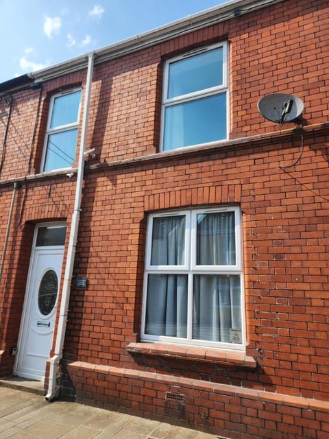 Ty Gwladus a Einion by Wales Escapes Vacation rental in Wales