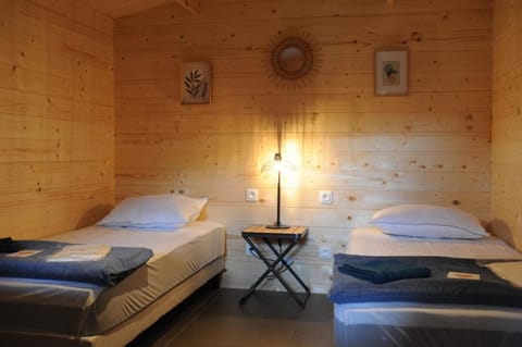 Hébergements le Camp d'Auneau - Les Marmottes Vacation rental in Île-de-France