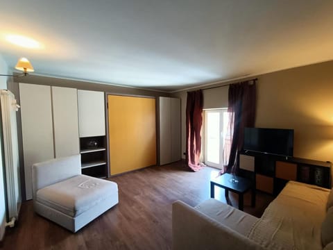 Delle Erbe – The Nightlife Apartment in Albenga