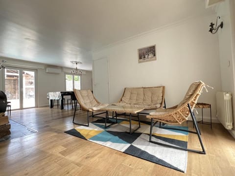 Vallée Verte Morancez Bed and Breakfast in Île-de-France