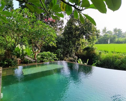 Sunset Shade Villa Hotel in Sukawati