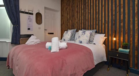 Stay @ Shobnall Rooms & Studios Burton Apartment in Burton upon Trent