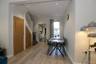 Luxury House Near City Center Hospital &Superstore Vacation rental in Carlisle