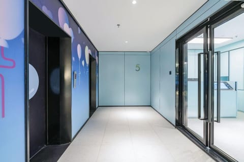 Hi Inn Tianjin Civil Aviation University Dengzhou South Road Metro Station Hotel in Tianjin