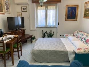 Manin Holiday - Bosa centro  Appartamento Apartment in Bosa