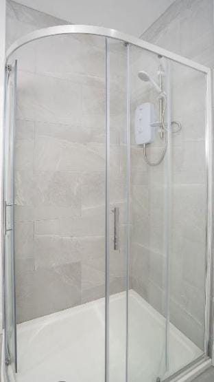 Luxury Central 4 BDR house by Belfast City Breaks  Vacation rental in Belfast