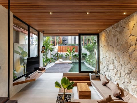 Blacksands Villas Pererenan Hotel in North Kuta