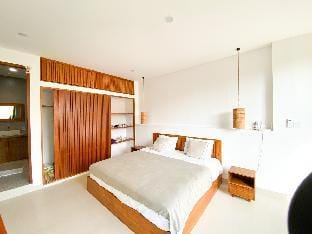 2 BR Private Spacious Villa with pool in Kedungu Villa in Kediri