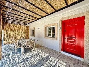 Cozy Homes by the Sea Apartment in İzmir Province