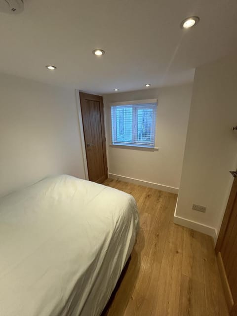 UG apartment Vacation rental in Bangor