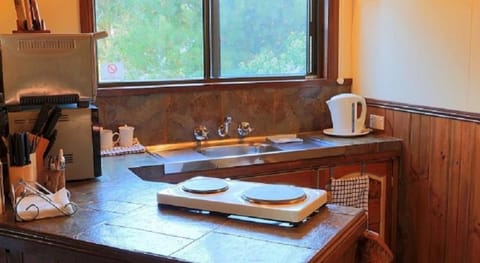 Stanley Lakeside Spa Cabins Vacation rental in Smithton