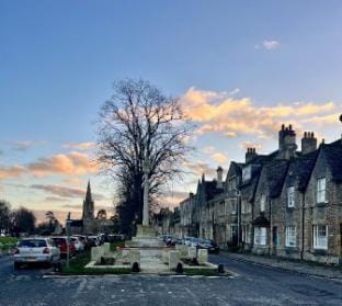 Church Green, newly refurbished, modern town centre 5 bed house Vacation rental in West Oxfordshire District