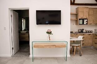 Lavinia Lifestyle - CASA AMORE Vacation rental in Cape Town