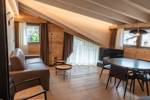 Home Seventyfive Apartment in Ponte di Legno