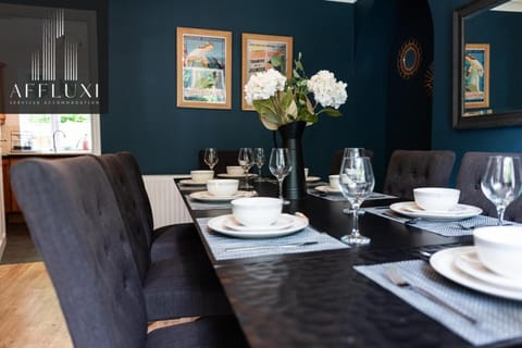 Ironbridge Hot Tub Retreat - Sleeps 10 Vacation rental in Telford