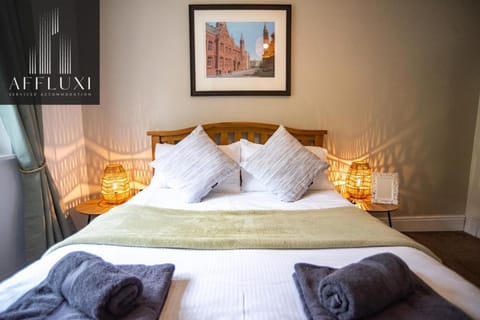 Ironbridge Hot Tub Retreat - Sleeps 10 Vacation rental in Telford