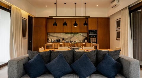 Villa Leceni Canggu by Nakula Hotel in North Kuta