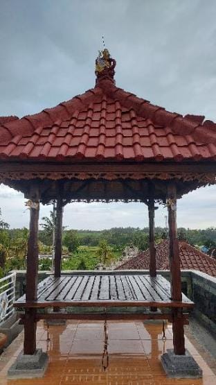 Ariwigangga Guest House Vacation rental in Kediri