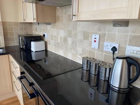 2 bedrooms, 2 bathrooms Stunning Penthouse view Apartment in Bradford