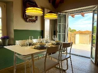 Bellissimo attico rimodernato a 4km da Lucca Vacation rental in Capannori