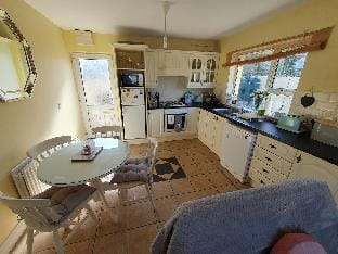 Quiet 2-Bedroom Buncrana Home (The Chalet) Vacation rental in County Donegal