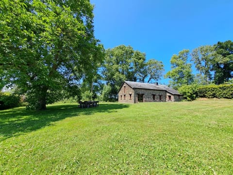 Gîte Filly 4C - 14 pers. Vacation rental in Wallonia, Belgium