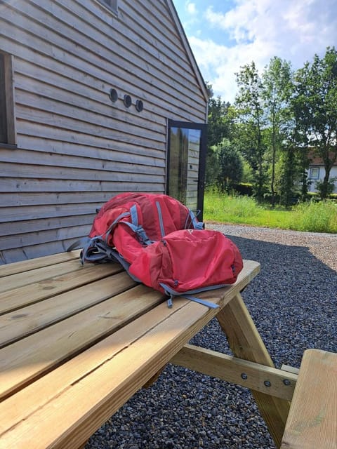 Hytte - Relais randonneur - capacité MAX de 9 personnes Vacation rental in Wallonia, Belgium