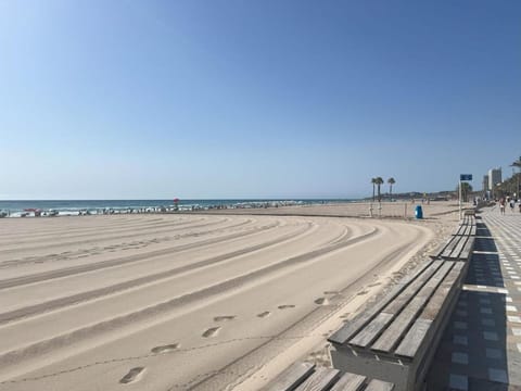 New Spacious Family Apartment 3 Bedrooms Pool 5 Min from the Sea Apartment in Alicante