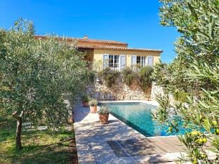 Beautiful Provencal country house in nature Vacation rental in Aups