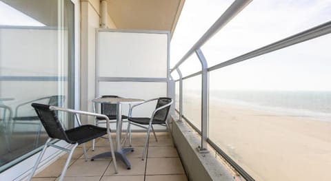 Apartment on the 9th floor with sea view Apartment in Middelkerke