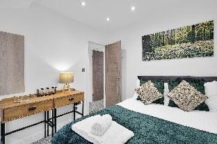 Newly refurbished 2 Bed House in a Town Centre Vacation rental in Bideford