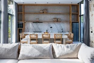 Beachfront Luxury 3 BD Villa by Joshua District  Villa in Kediri