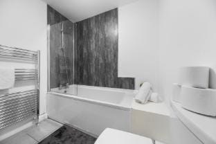 Home Near Leeds City Center LS9 Free Parking Vacation rental in Leeds