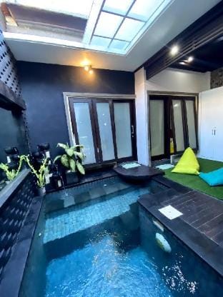 MOOYUDs VILLA Kerobokan Seminyak Villa in North Kuta
