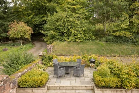 Arngomery Stables Apartment in Scotland