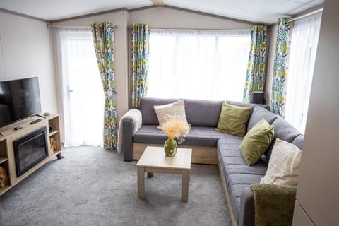 Grantown Getaway - SJA Stays - Modern 2 Bed Static Vacation rental in Scotland