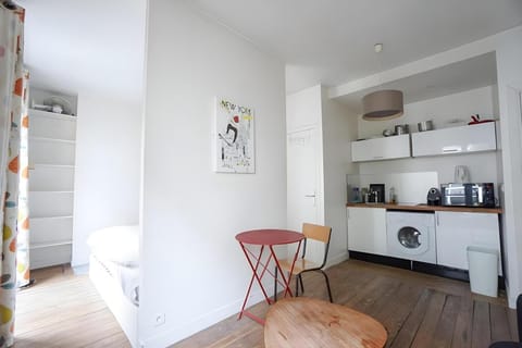 Kiez Hostel Hotel in Paris