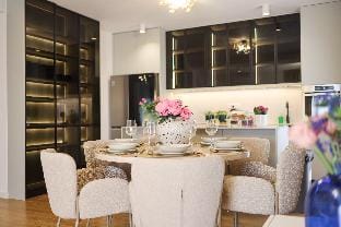 Penthouse with jacuzzi, city center Apartment in Zadar