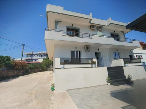 Villa Zeka Ksamil Apartment in Ksamil