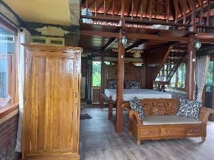 Villa Gopala sunset sunrise view Villa in Buleleng