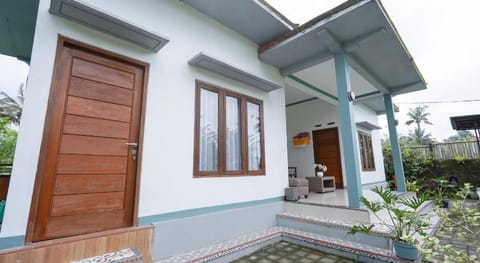 Urbanview Villa Pondok Uma Sari Ubud Hotel in Tampaksiring