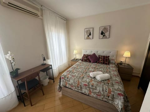 Rooms Valencia Apartment in Barcelona